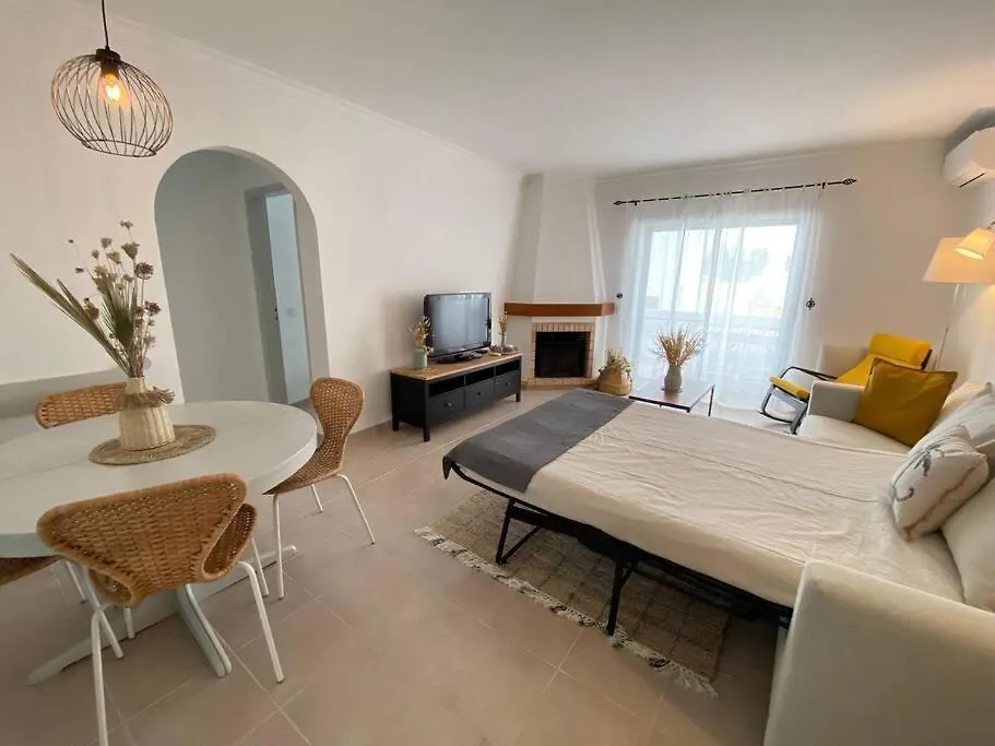Apartment Apartamento Amparo-T2 C/Piscina Carvoeiro