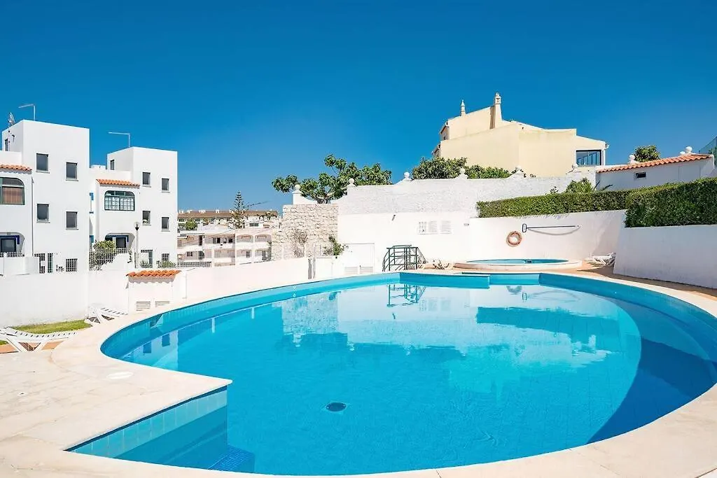 Apartamento Amparo-T2 C/Piscina Carvoeiro  0*, Carvoeiro (Lagoa)